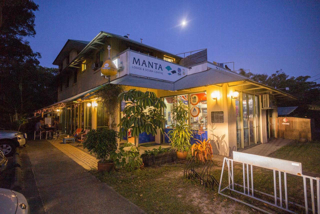 Manta Lodge & Scuba Centre Пойнт-Лукаут Экстерьер фото
